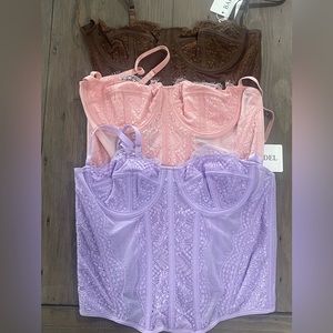 BAILYDEL lace corset top (set of 3)